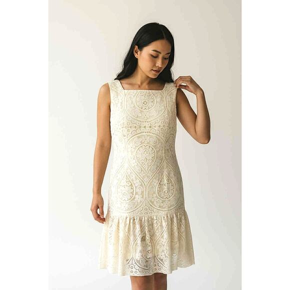 Vintage Cele Originals Cream Lace Sleeveless Fit & Flare Dress Drop Hem Sz S EUC - Picture 2 of 4